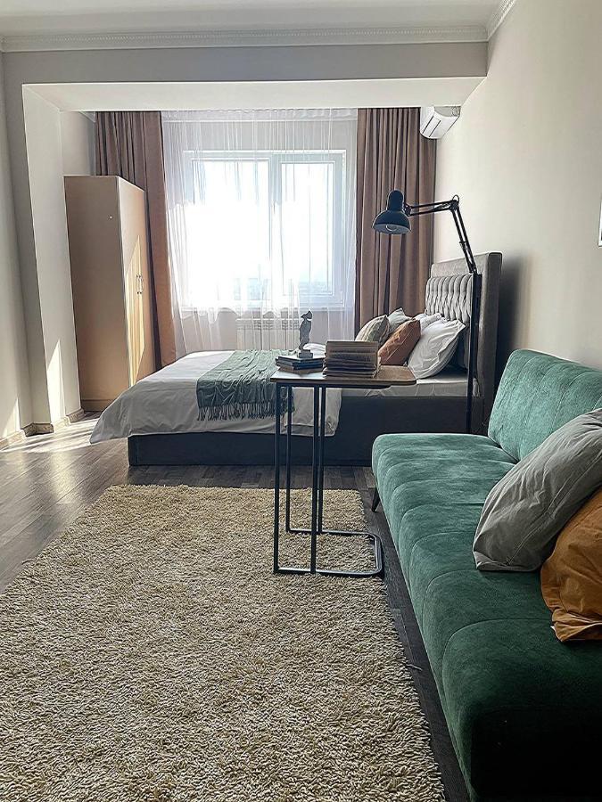 Студия Тайный Сад С Шикарным Видом На Горы Almaty Esterno foto